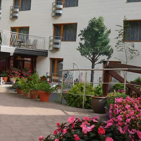 To Tu Bed & Breakfast