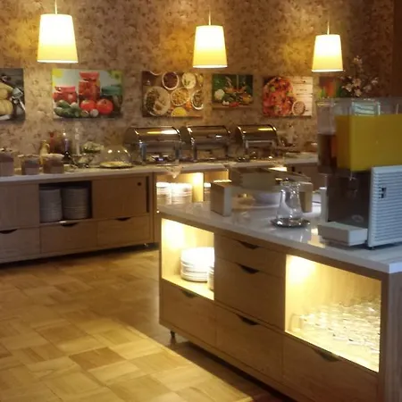 Bed & Breakfast To Tu 3*