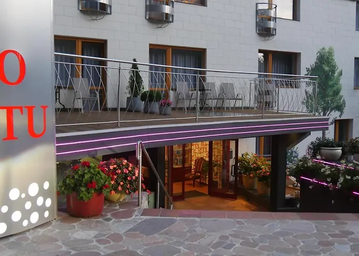 托图旅馆 4* 姆拉哥沃